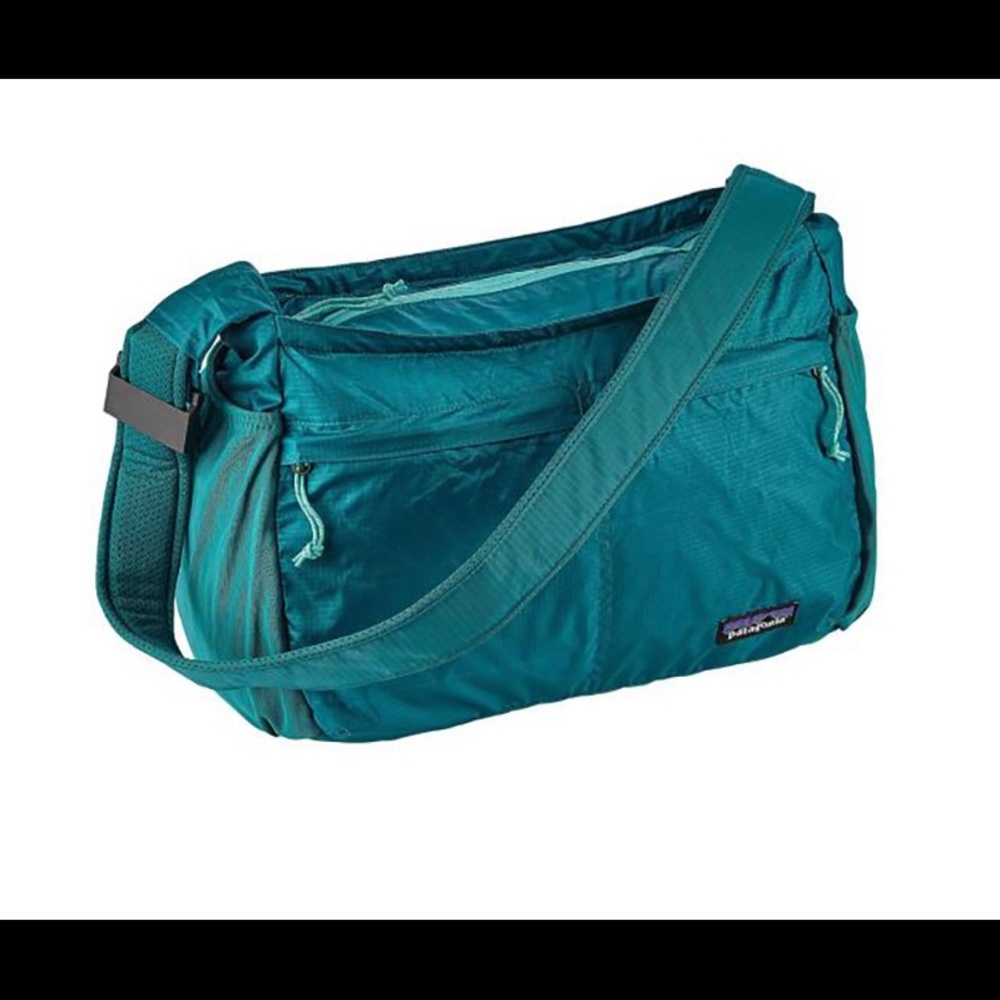 Patagonia Lightweight Travel Courier Bag